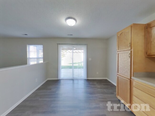 Photo - 5477 Wood Hollow Dr