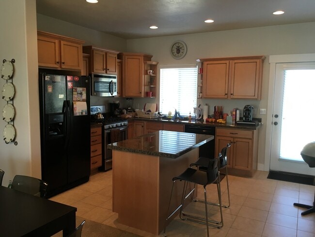 1069 Quarry View Way