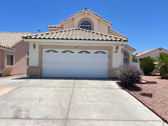 GATED COMMUNITY! Great Location! - GATED COMMUNITY! Great Location!