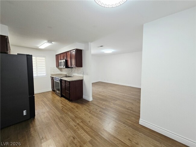 Photo - 5081 River Glen Dr Unit 104