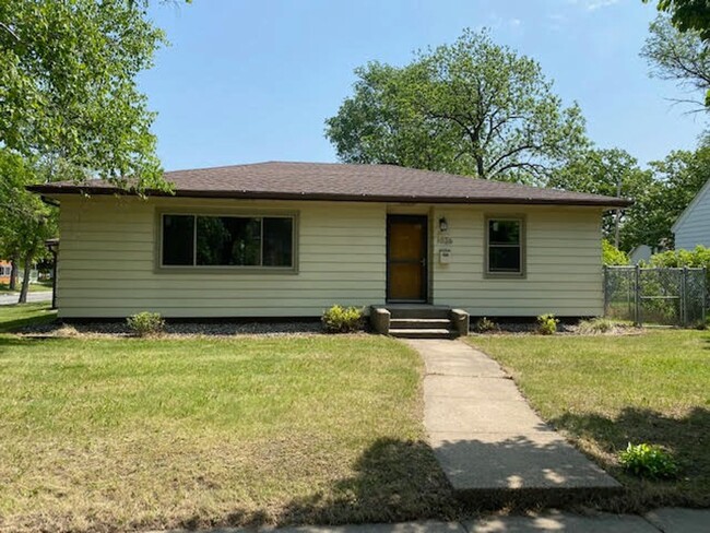 3 Bedroom 2 Bath Home in North St. Cloud - 3 Bedroom 2 Bath Home in North St. Cloud