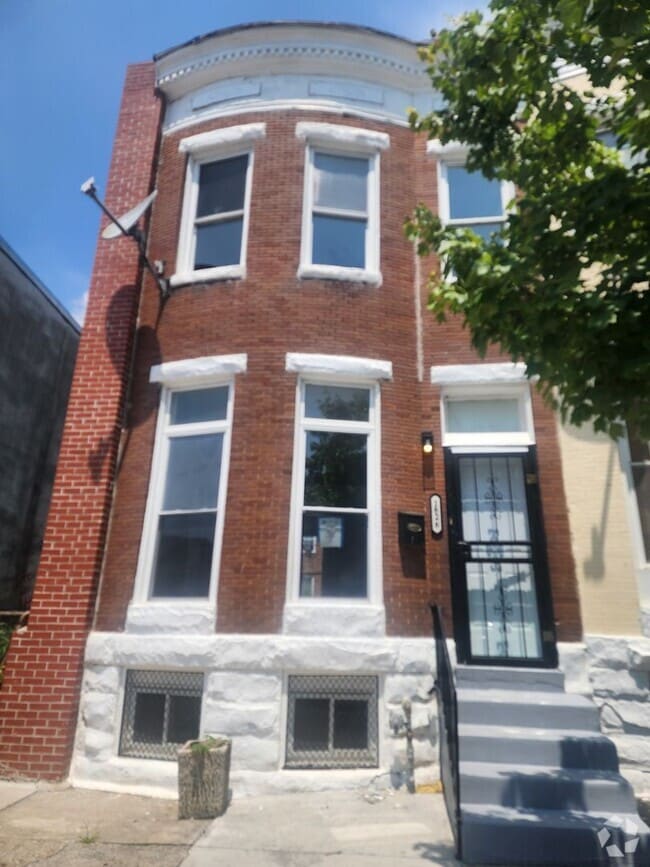 Building Photo - Spacious 3 Bedroom Home  In West Baltimore