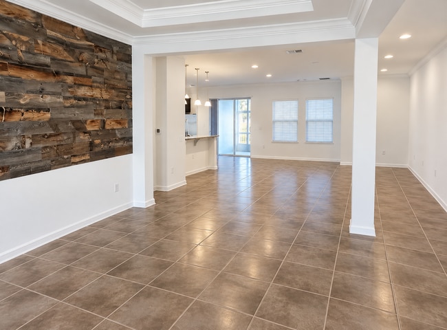 218 Barrington Dr