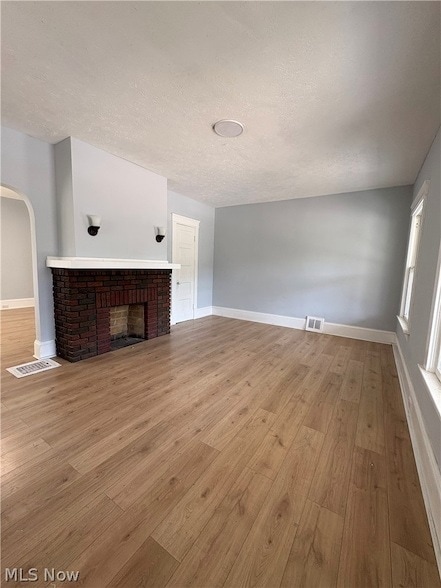 Photo - 946 E 79th St Unidad 1