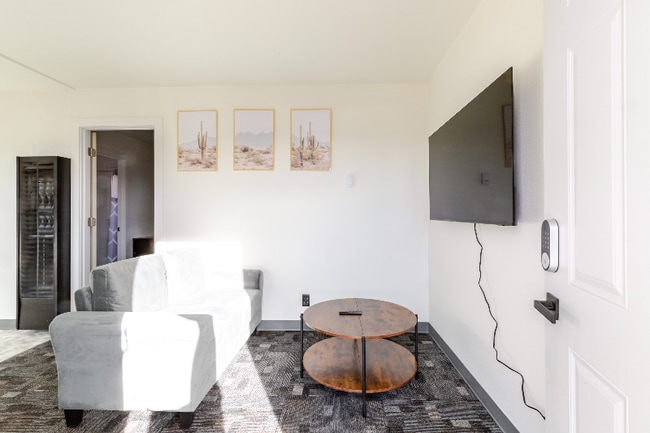 Photo - 3737 Sturgis Rd