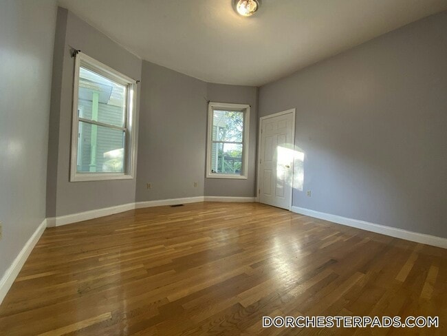 15 Crawford St Unit 1