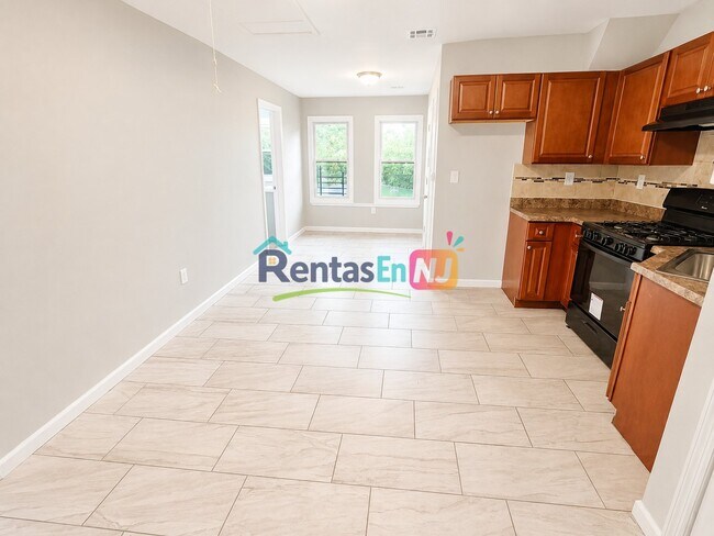 Photo - 179 Myrtle Ave Unit 3