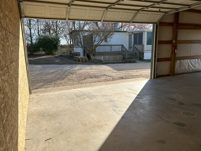 Photo - 421 Happy Valley Rd