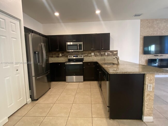 Photo - 11543 SW 248th Ln