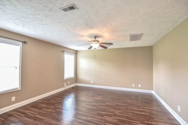 Photo - Pet Friendly in Fox Meadow!