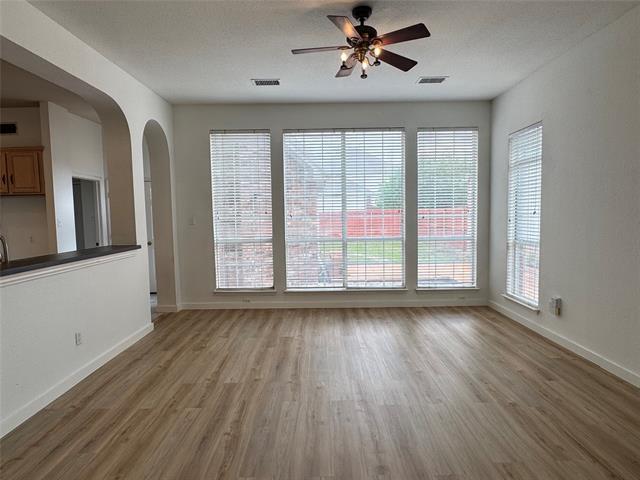 Photo - 3024 Sawtooth Dr