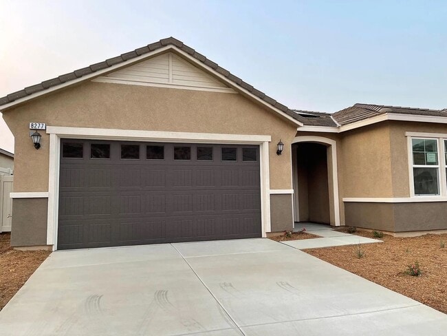 Photo - 8277 Country Mile Ln