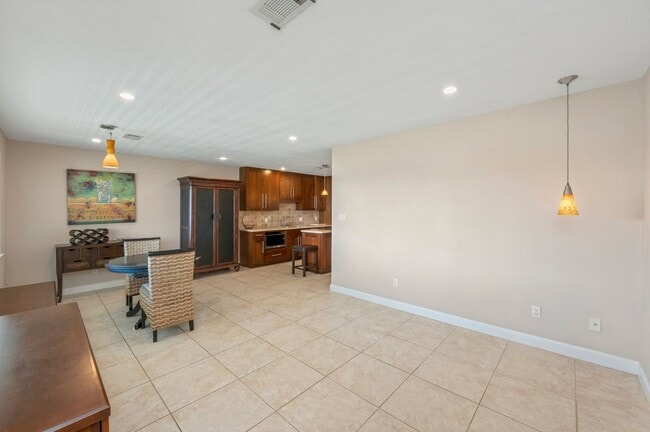 Photo - Gorgeous Water Views!