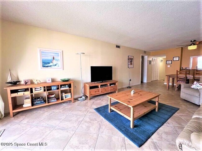 Photo - 10 Sunflower St Unit 27