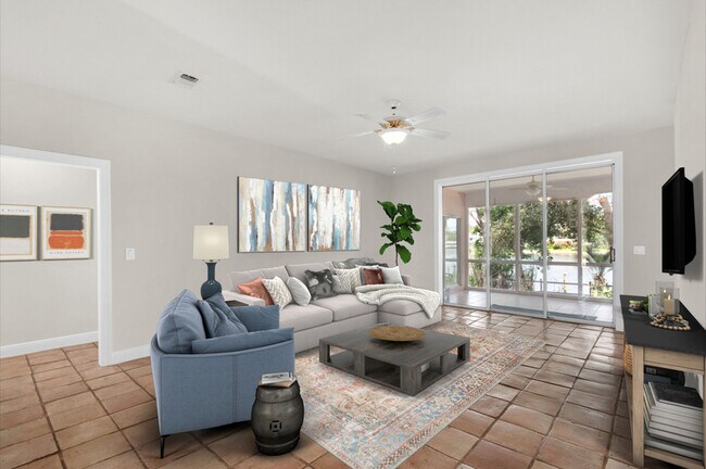 Photo - 817 Boulevard of the Champions