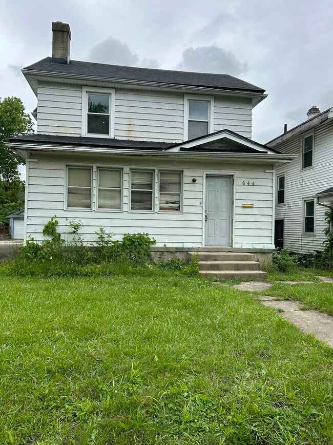 Photo - 844 St Agnes Ave
