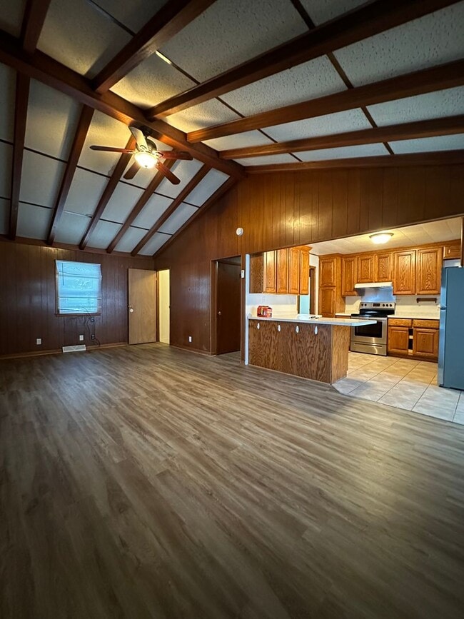 Photo - 2 Bed / 2 Bath Home in Baraboo, WI