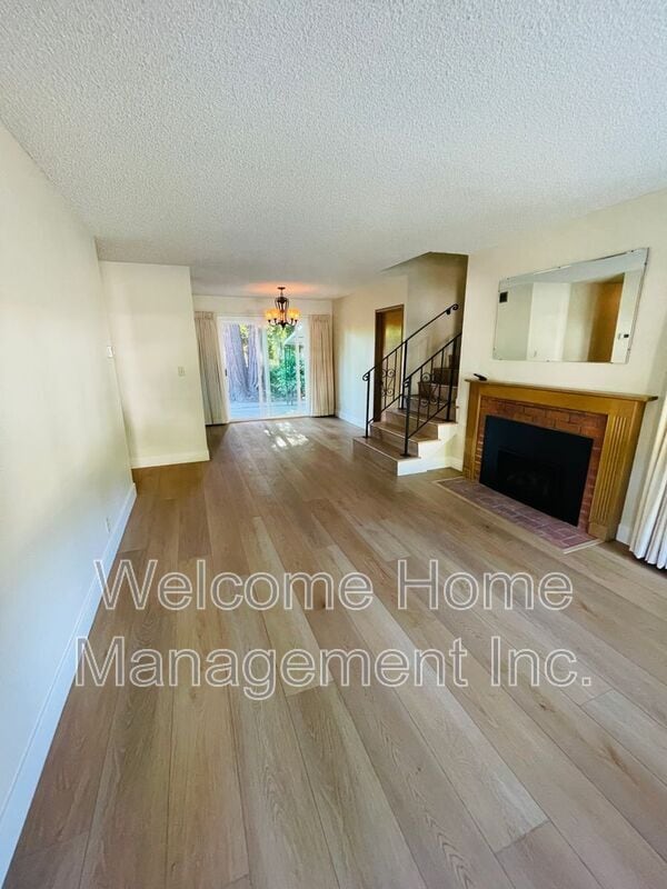 Photo - 3945 Euclid Ave