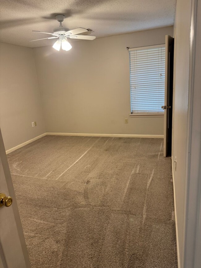 Photo - West End Duplex with 1 Car Garage