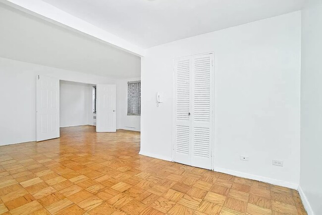 Photo - 310 Lenox Rd