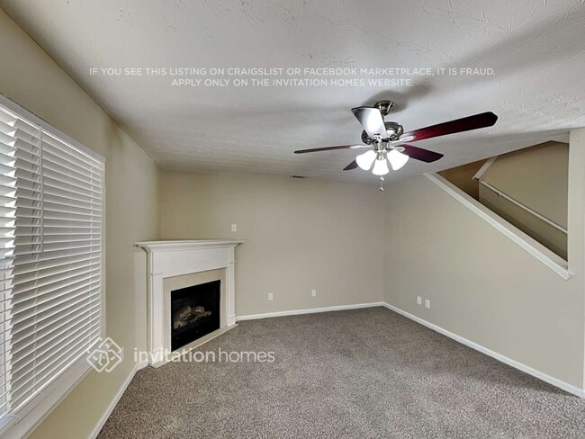 Photo - 1023 Lear Dr