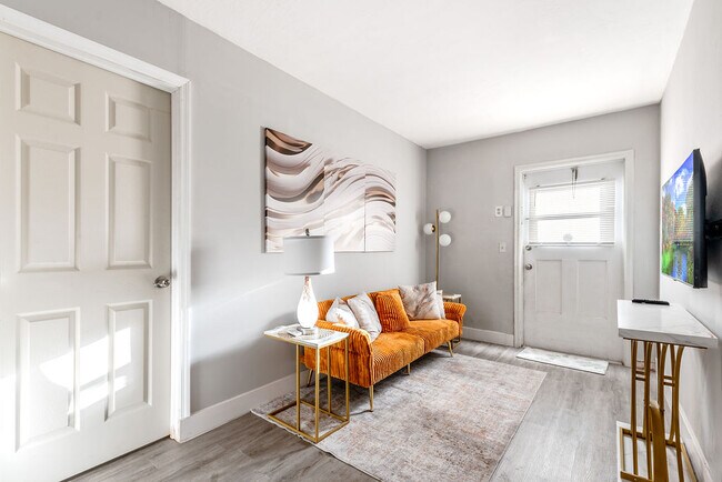 Photo - 1826 Sherman St