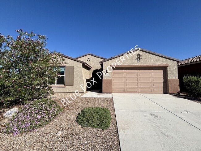 Building Photo - 5536 W Lazy Farm Dr