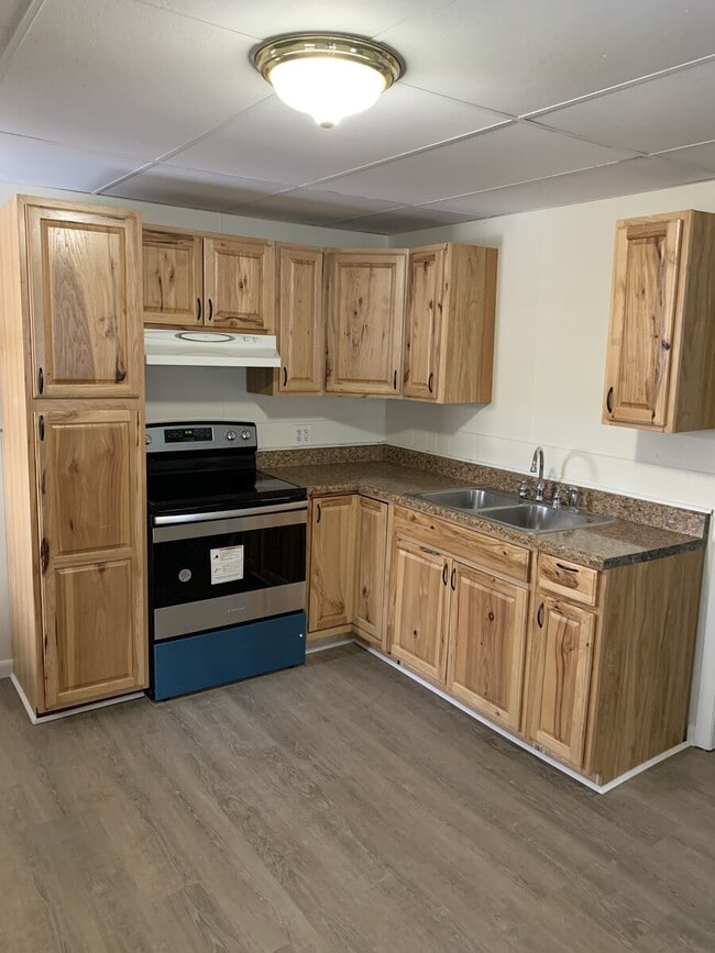 Photo - 145 - 147 Elm Unit 145