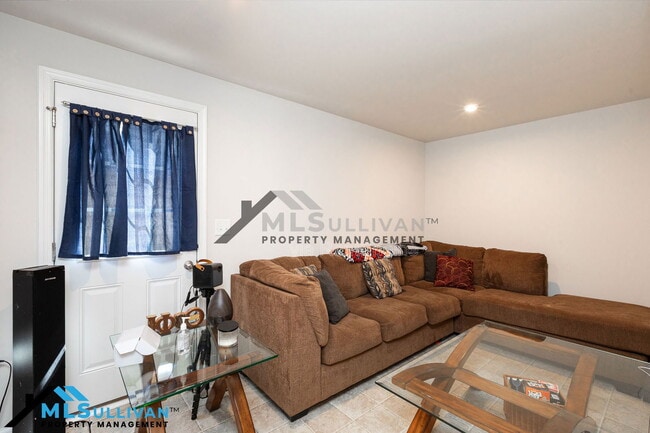 Photo - 4005 Lush Grove Dr