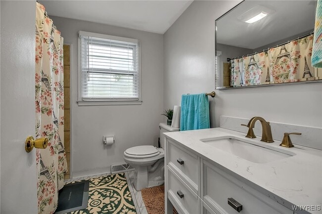 Building Photo - 4911 N Bailey Ave