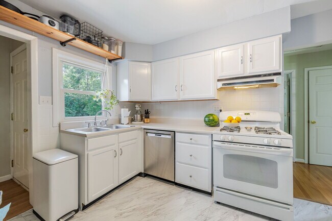 Photo - 169 W Kirkham Ave