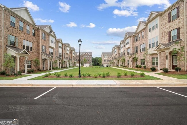 Building Photo - 1447 Halstead Pl