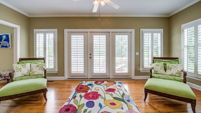 Photo - 165 Bonnyneck Dr Unit ID1356497P