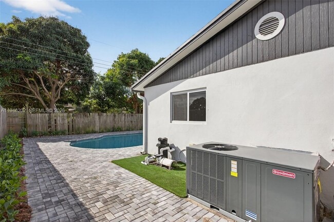 Photo - 6720 NW 6th Ct