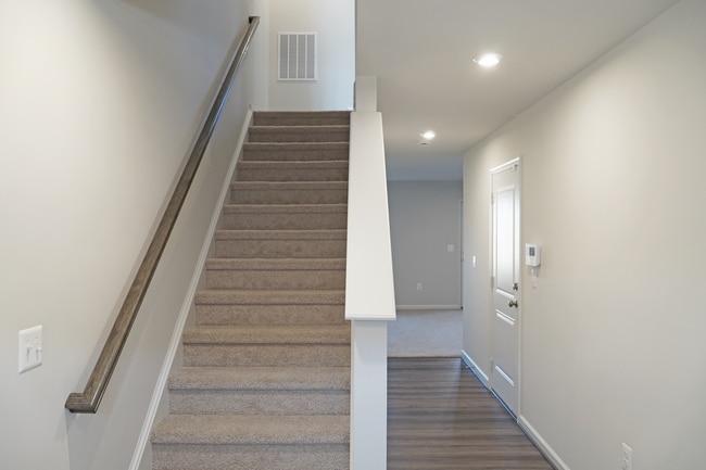 Photo - 317 Willowshire Ct