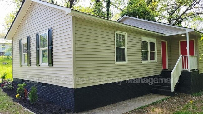 Building Photo - 1306 Ragan Ave