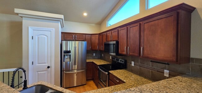 Photo - 6908 Laramie St