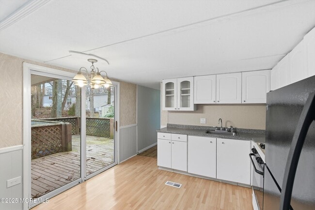 Photo - 1 Loblolly Ln