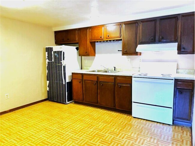 Photo - 980 N Overlook Dr Unit L