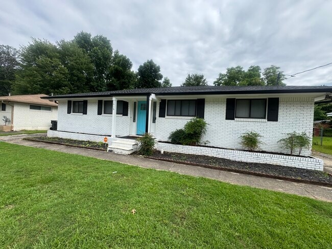 Building Photo - 1416 Vesta Ave Unit B Rental