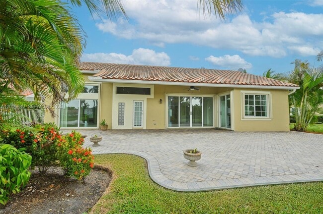 Photo - 1215 Balboa Ct