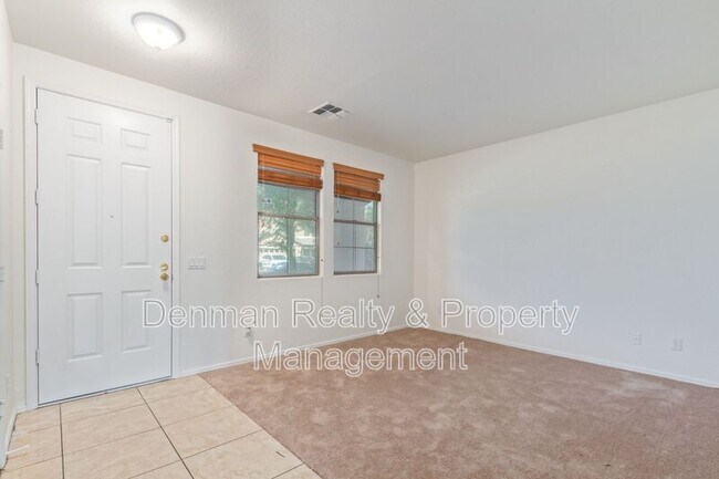 3209 W St Catherine Ave