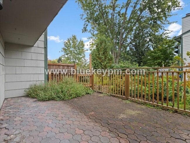 Photo - 3 Bed, 1.5 Bath Townhome in Hazel Dell Near Salmon Creek Regional Park
