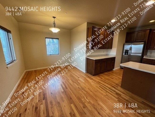 Photo - 9442 Mosaic Heights