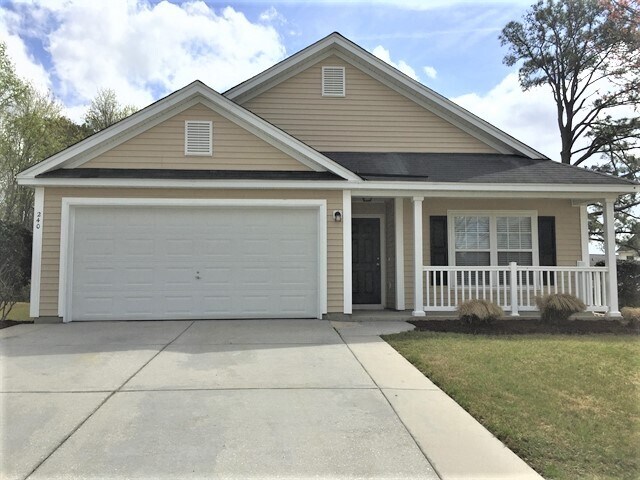 240 Emerald Isle Drive - 240 Emerald Isle Drive House