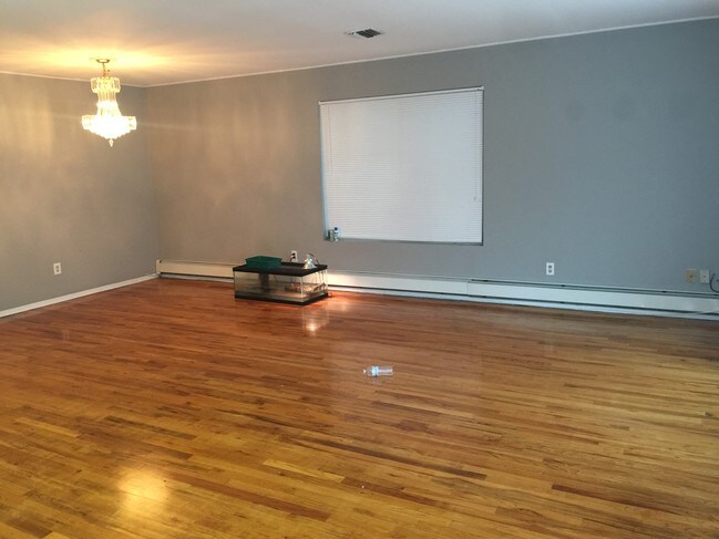 Photo - 1912 Grand Ave