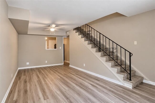 88 Angie Dr