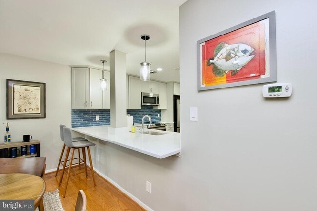 Photo - 2204 S Quincy St