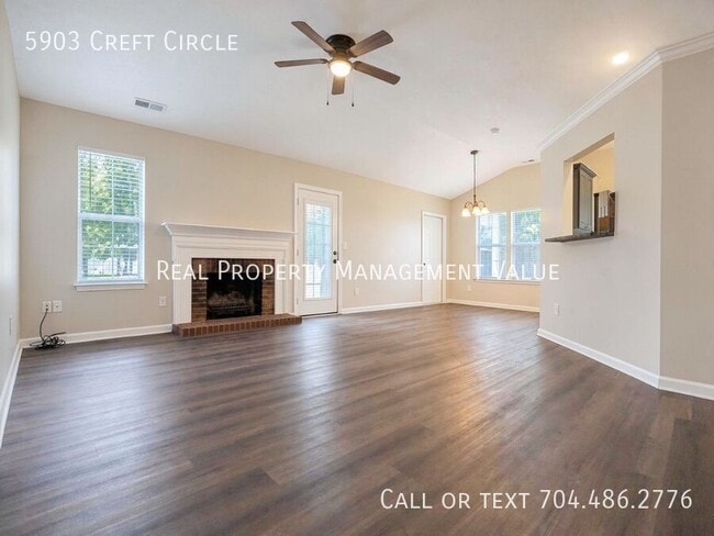 Photo - 5903 Creft Cir