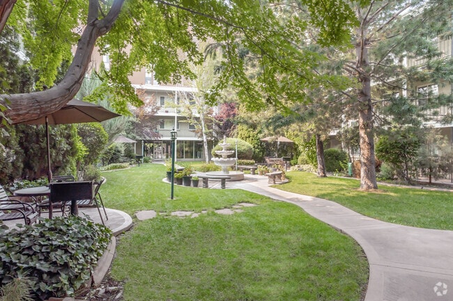 Photo - River Arms Apartments